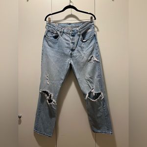 LEVIS 501 Distressed